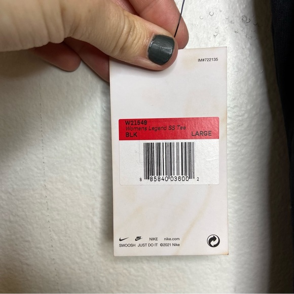 Nike Women’s Medium Large Phil Knight Legacy T-shirt Tee Shirt New With Tags - Picture 6 of 12